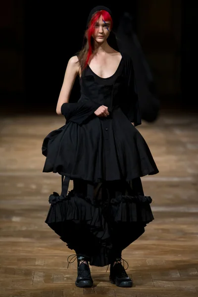 Look 24